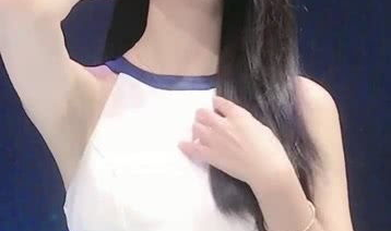 嘟嘴的小姐姐,嘟嘴小姐姐的可爱瞬间